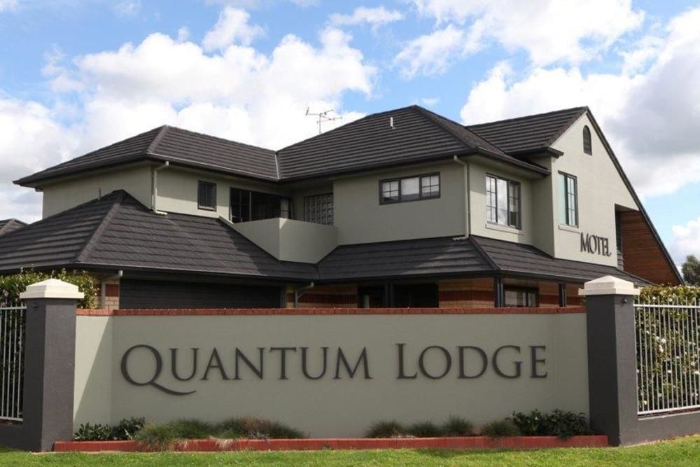 Quantum Lodge Motor Inn Hamilton Exterior photo